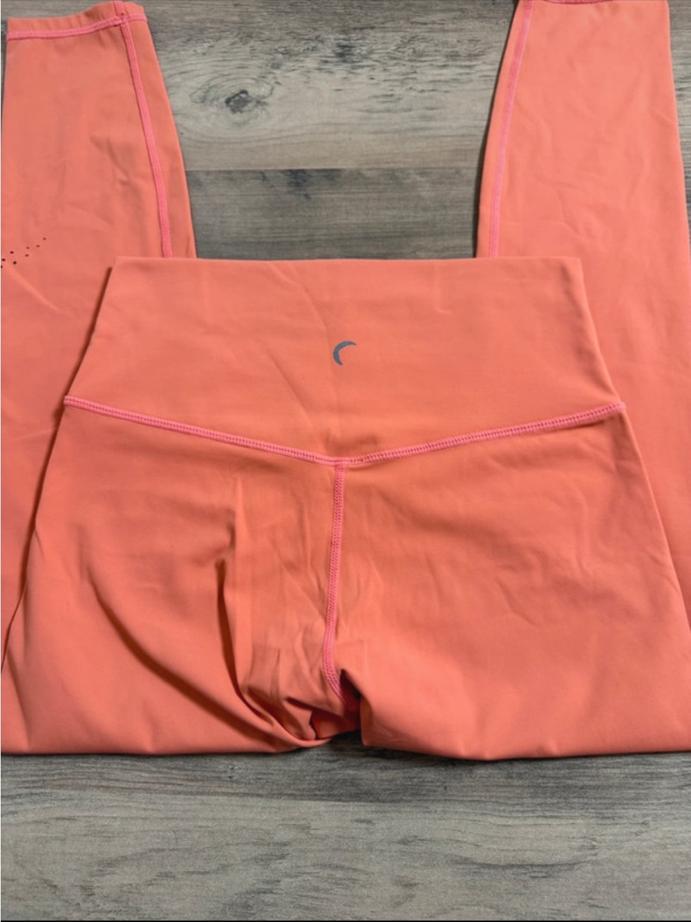 Zyia Workout Leggings with Moon Detail - Picture 3 of 7